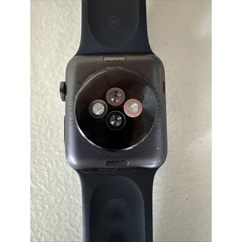Apple watch series3-42mm-aluminum case-10N-x- ceramic back-GPS-LTE-WR-50M